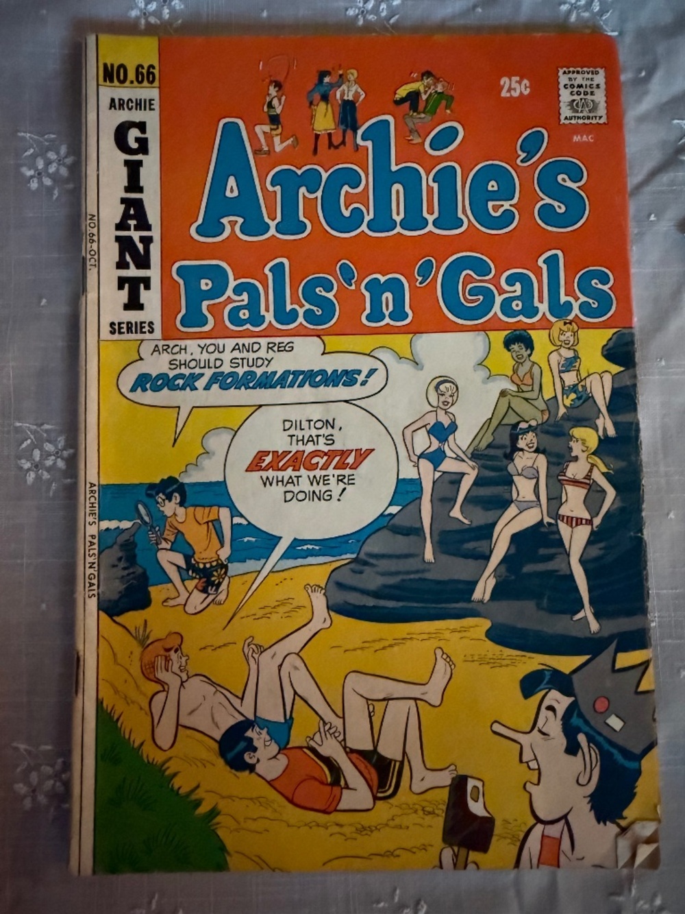 ARCHIES GIANT SERIES NO.66 ARCHIE'S PALS 'N' GALS